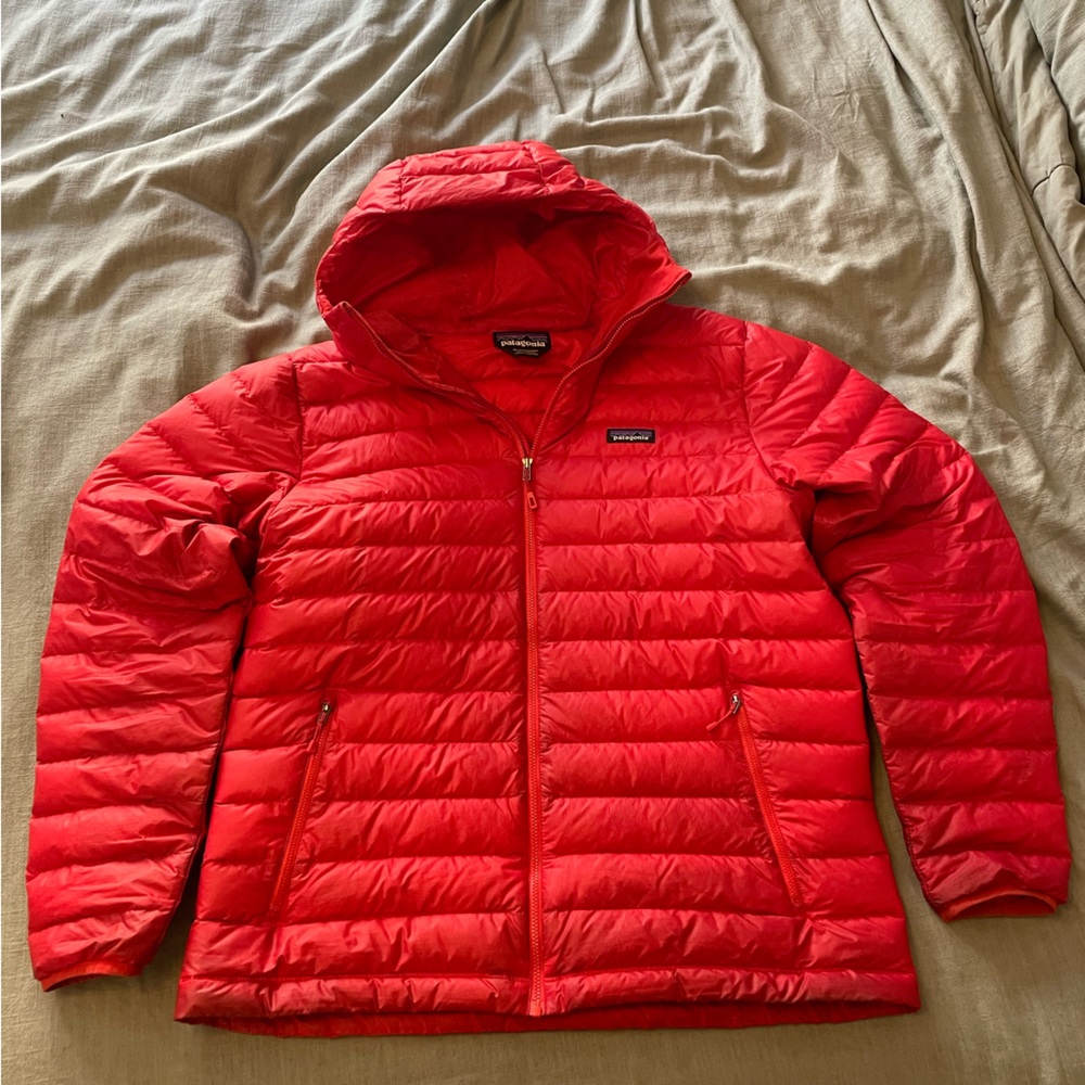 Patagonia Men’s Down Sweater Hoody